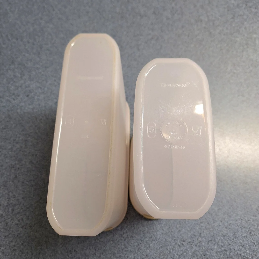 Tupperware Modular Mates Set #1616-19,#1515-14, #2331D-1, 1 w/Flip Top Lid